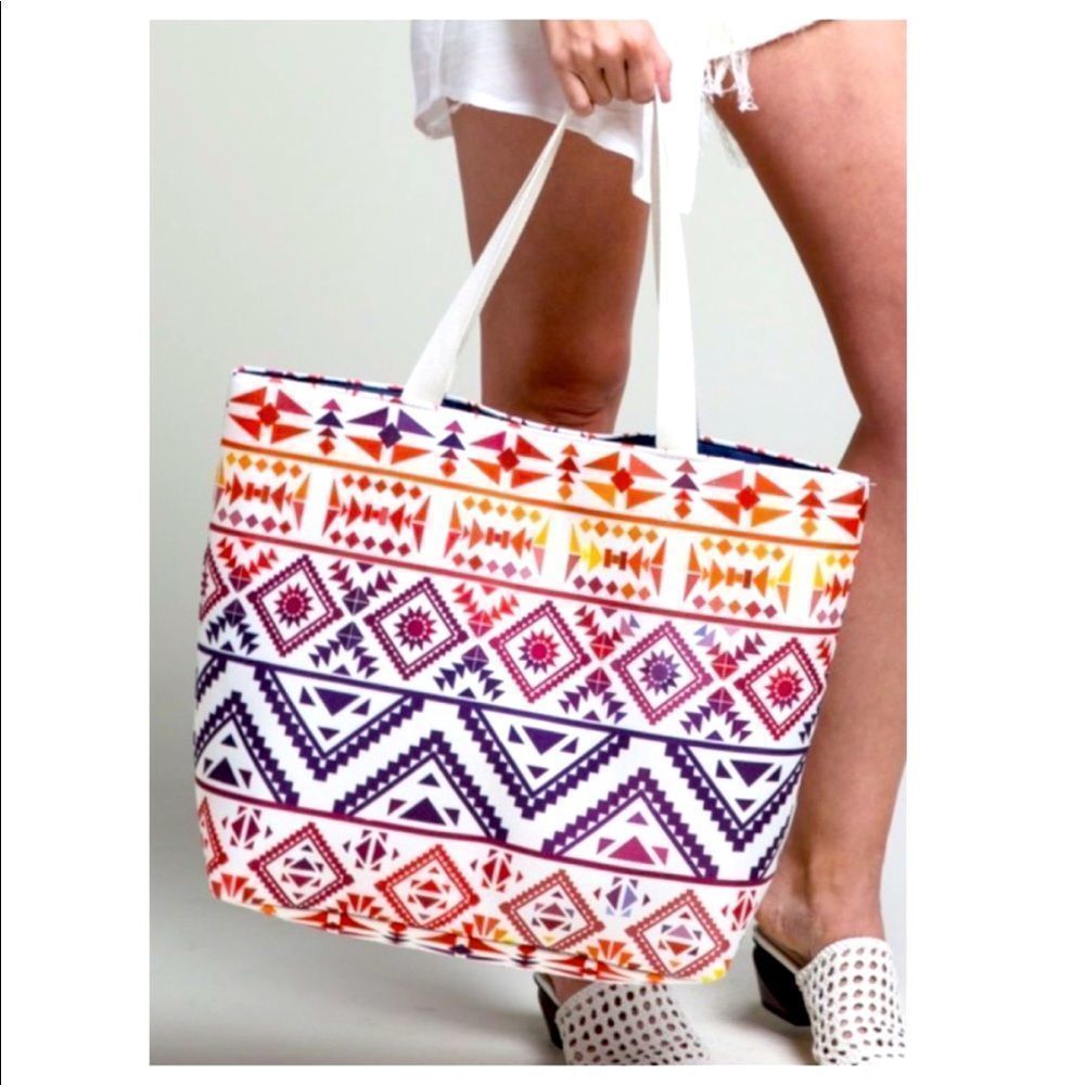 𝅺🍃Boho Tote with match Wristlet🍃 - Picture 3 of 4